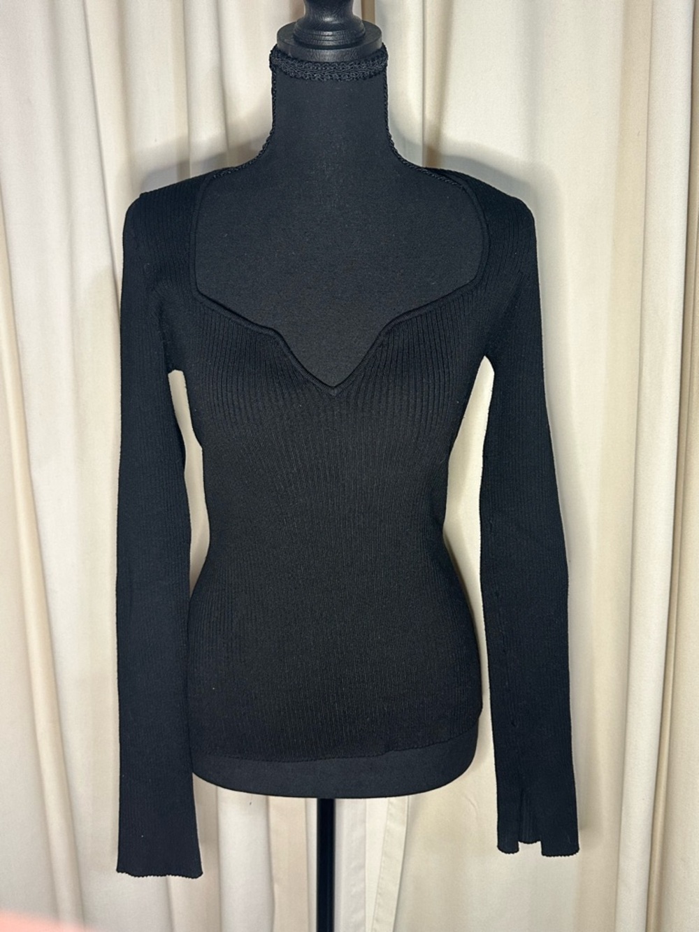 H&M Black Ribbed Crewneck Top